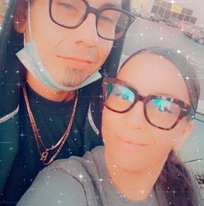 Meet your Posher, Beegeedusty